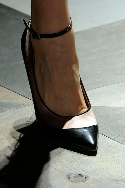 Look 80